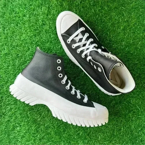 Converse Chuck Taylor All Star Lugged 2.0 Hi - Picture 3 of 8